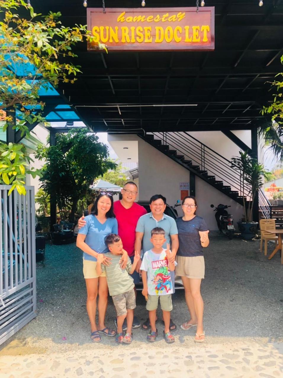Sunrise Doc Let Guest House Ninh Hai District Exterior photo